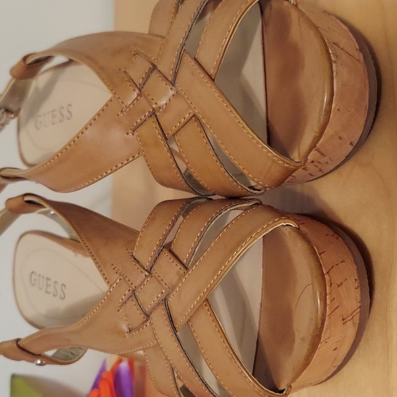 Guess Kayce Faux Leather and Cork Platform Wedge Sandals Size 9.5 Tan Nude - Picture 9 of 16